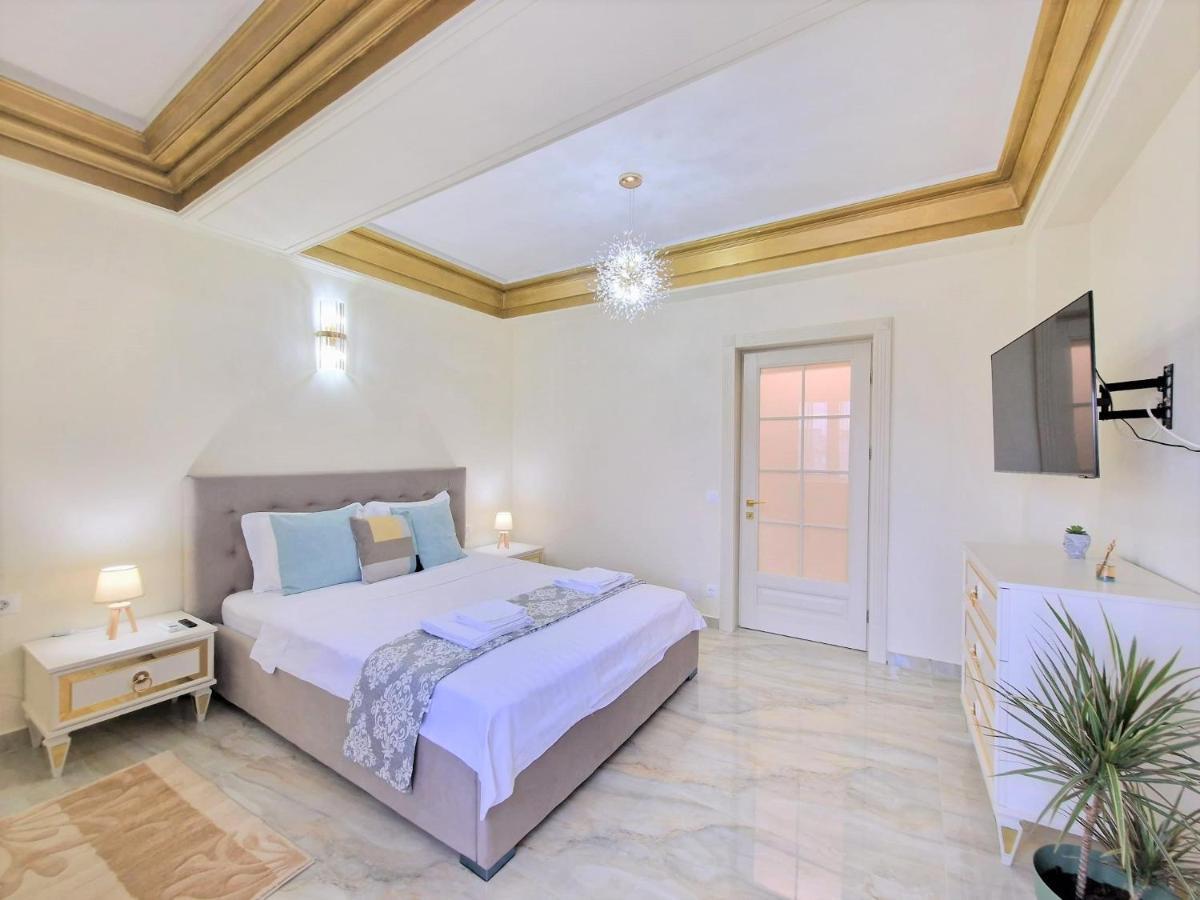 Laroka House Luxury Apartment City Center Universitate Bukurešť Exteriér fotografie