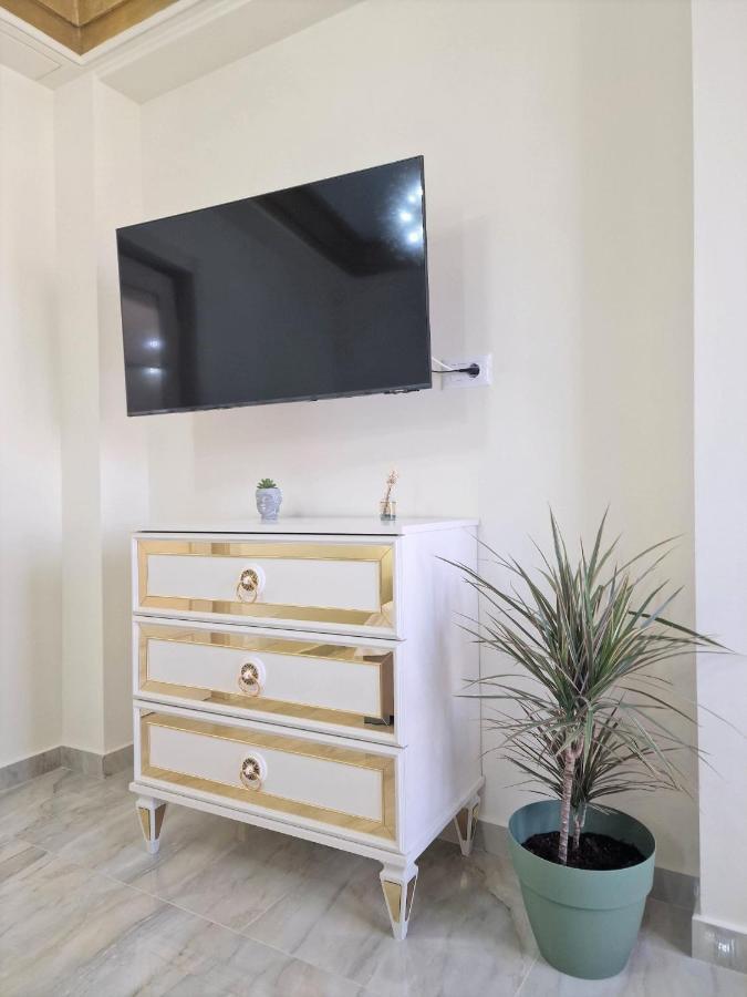 Laroka House Luxury Apartment City Center Universitate Bukurešť Exteriér fotografie